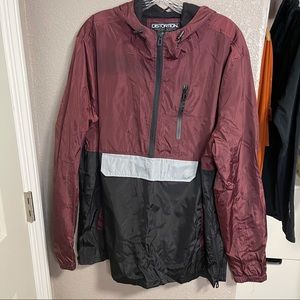 Men’s Distortion Rain Hoodie XL Burgundy
Excellent